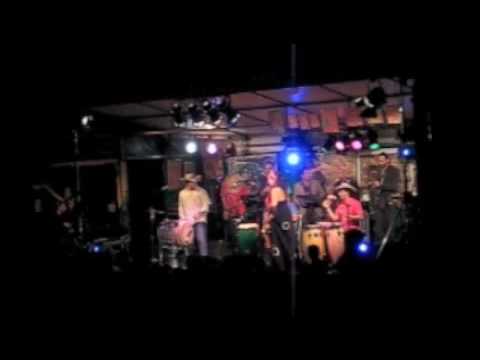 Maguaré - Mi cumbia (live in Ruigoord)