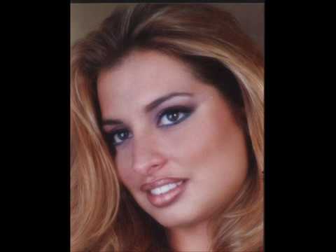 download lagu mp3 mp4 Rym Hakiki, download lagu Rym Hakiki gratis, unduh video klip Rym Hakiki