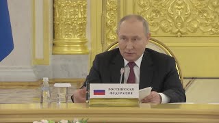 Putin Says Russia Has No Problem With Sweden or Finland