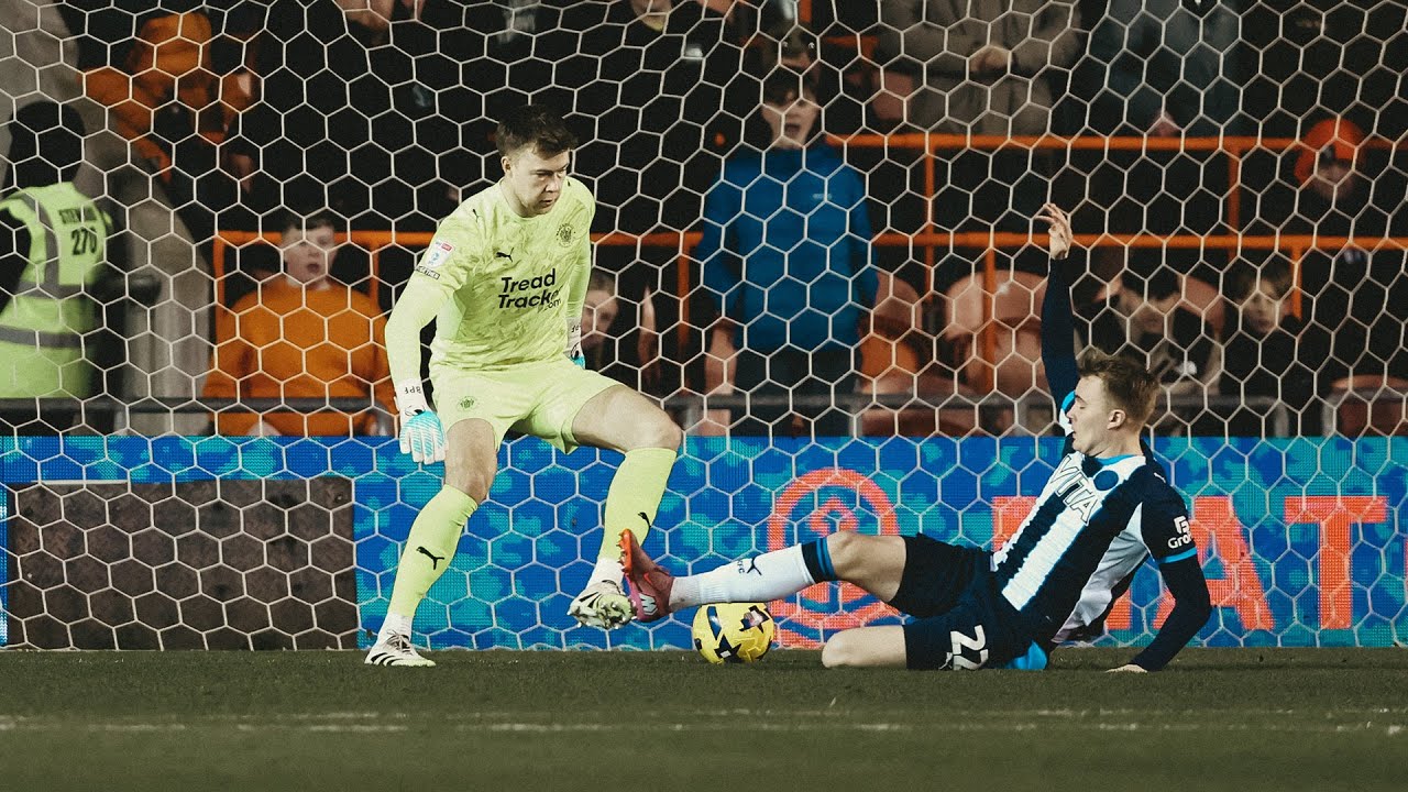 Blackpool vs Stockport County Highlights
