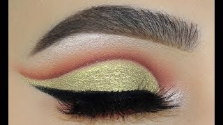Foiled Green Cut Crease with Bold Wing - Sofie Bella