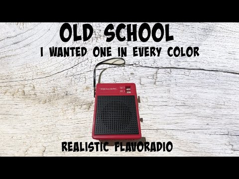 Realistic Flavoradio A Great tiny AM/FM Radio From The End Of The "Transistor Radio" Era.