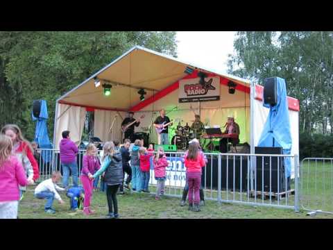 3.6.2016  Jaroslav Uhlíř a Band v Konstantinkách (V.)