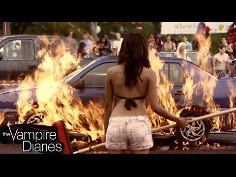 Bonnie sets car on fire in s01ep05 | the vampire diaries
