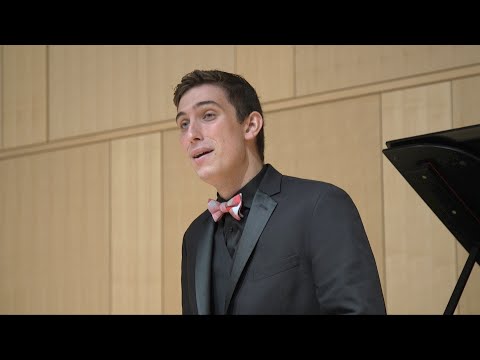 Schubert: Song "Der Wanderer" (Benjamin Zander - Interpretation Class)