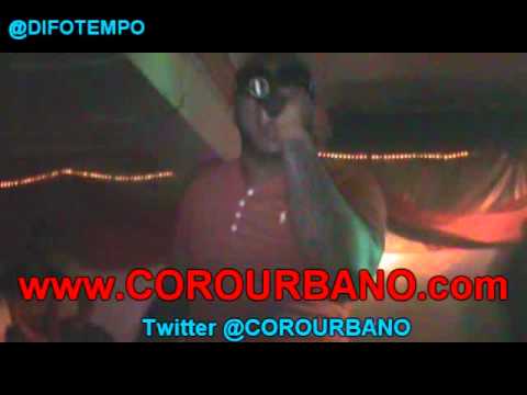 Repleto De Personas Royel 27 'Yo Quiero Cualto' En Villar Luxura