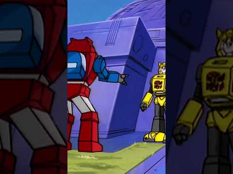 Get off me! | Transformers G1 | 40th Anniversary