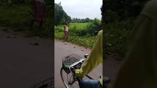 preview picture of video 'Cleanliness drive by villagers of Nepal para village in Kokrajhar District-SSG2018'