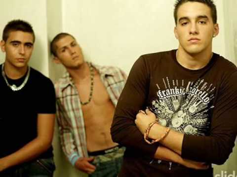 Fondo flamenco!!  y qué tiene él?? remix