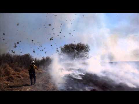 Poeira do diabo: Fenômeno muito raro de tornado de fogo