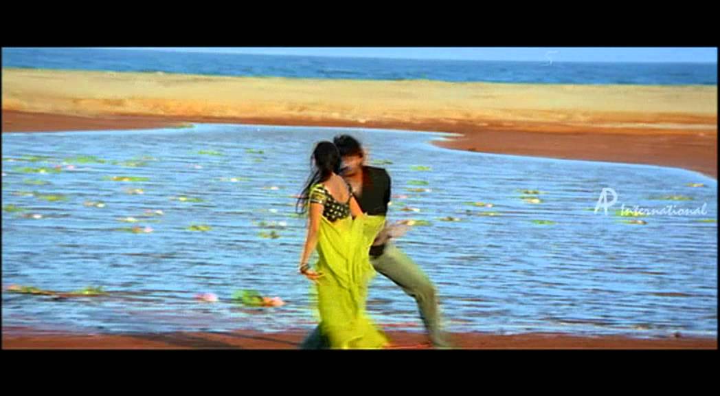 Moolai Thirugum Song Lyrics | Kana Kandaen | Srinivas, Kalyani