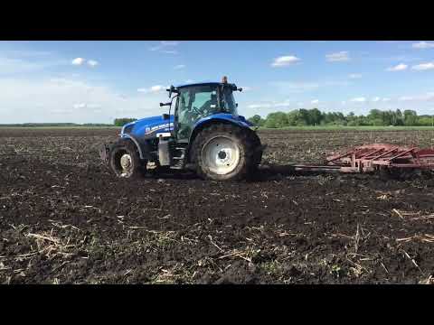 New Holland T 6050. Культивація підтопленого поля