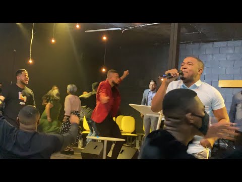 SÓ ENTRA SE FOR PENTECOSTAL 🔥 É MUITO MANTO 😱 - Michel Robert