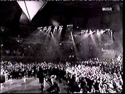 Will G. alias Will Williams with A.K.-S.W.I.F.T. LIVE ** In the Game **