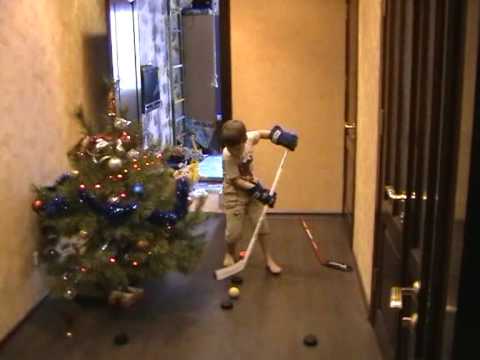 Hockey training Vlad.mpg