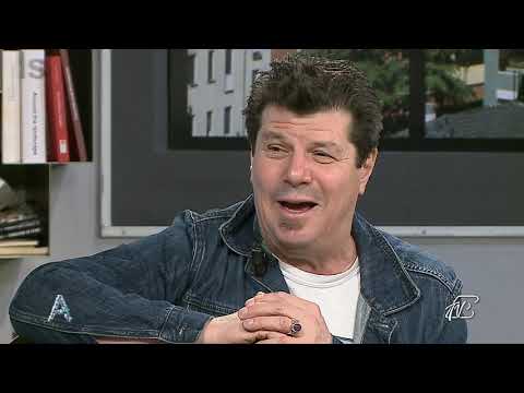 ANGOLI 6/3/2020: IL CANTAUTORE STATUNITENSE JONO MANSON OMAGGIA LA FESTA DELLA DONNA