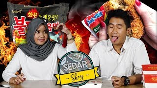 Perang Makan 4 Varian Rasa Donat Indomie Vs Donat Samyang, Mana yang Paling Skoy?