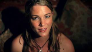 Michelle Walker - Close To Me