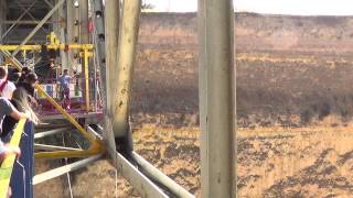 preview picture of video 'Bungee Jumping at the Corinth Canal - Zulu Bungee Greece'