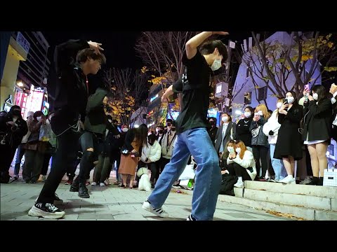 PRAESEPE. HONGDAE STREET DYNAMIC FANTASTIC BUSKING. #1. 20201108.