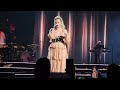 An Intimate Night With Kelly Clarkson Beautiful Disaster