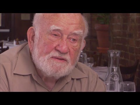 Actor, Activist Ed Asner Dead At 91