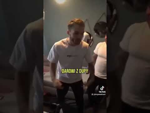 Filipek zjada ostatecznie daro lwa 🎤🎤 #famemma