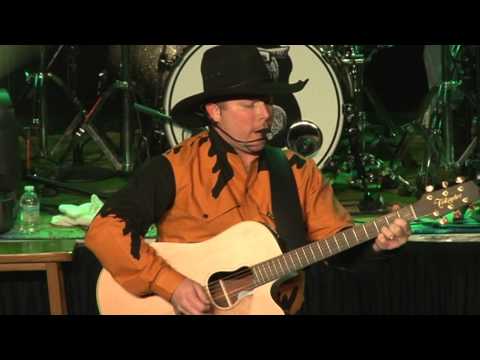 image-What is the Garth Brooks Tribute?