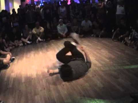 Riddelz preliminary showcase @ Wreckroom Finale