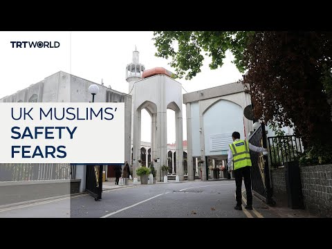 Survey shows third of Muslims in UK consider immigrating