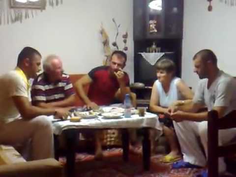 Altin Basho - Keng labe me prindrit dhe me dy vellezrit e mi per qejfin ton dhe kenaqsin tuaj!!