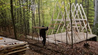 Man Built A Shapely House in the Forest in 30 Days