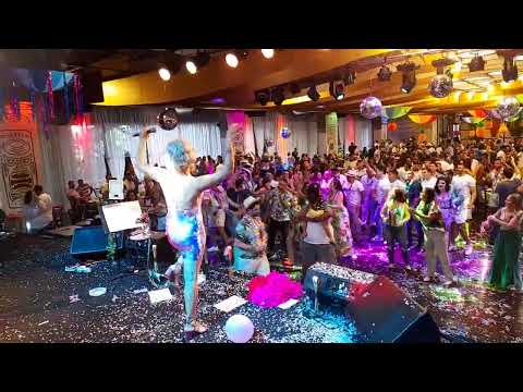 Pelados em Santos (Dinho) - Valeriah Soares