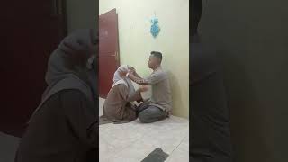 Download lagu Karek gen menta hampura geus nyarekan deui #lucu #sketsakomedi #comedy #ngakak #funny mp3