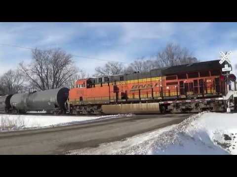 BNSF Tier 4 Unit on H-DMOGAL Freight Train