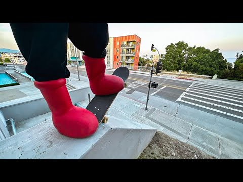 Street Skating The Big Red Boots