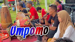 Download lagu UMPOMO - Lagu Jaranan ROGO SAMBOYO PUTRO | voc.Rizqi Nusantara FEAT Kakek Giono mp3