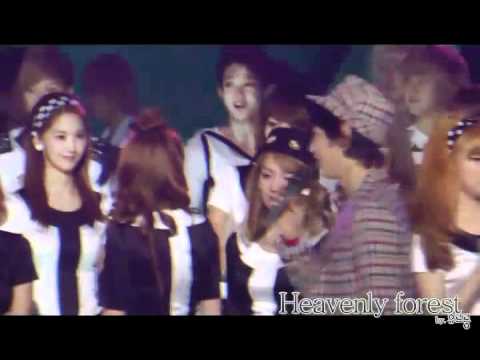[Fancam] Hyoyeon Choding, Sergeant Sica & Shocked Sooyoung