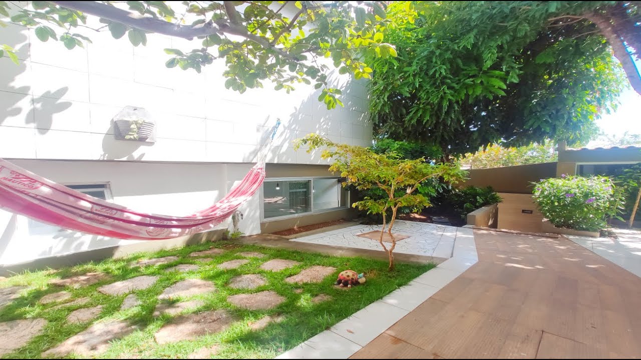 CASA EM ÓTIMA LOCALIZAÇÃO EM GARANHUNS