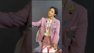 Download lagu jeda nasha teri ankha vich aave Mainu 😍🔥 kim taehyung 💞🔥 #btsot7forever#trending#youtubeshorts mp3