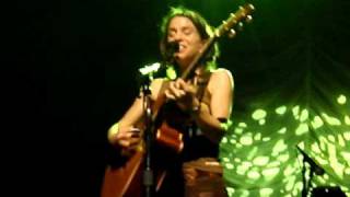 Ani Difranco - The Atom (Live The Forum 29 Oct 2008)