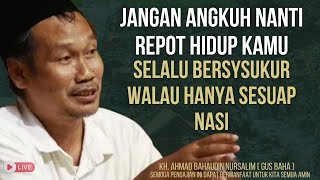 Download lagu Pengajian gus baha || SELALU BERSYUKUR WALAU REZEKI HANYA SESUAP NASI #gusbaha #gusbahaterbaru mp3