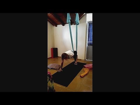 AERIAL YIN YOGA - HAMMOCK OR MAT : FULL CLASS
