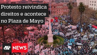 Manifestantes se reúnem na Argentina para pedir por melhores condições de trabalho