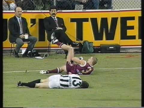 Michael Voss HUGE bump/shirtfront on Alan Richardson AFL Fight/Melee