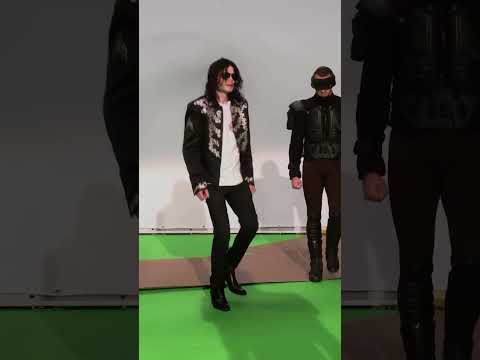 CREATING DANCE MOVES WITH MICHAEL JACKSON 😯