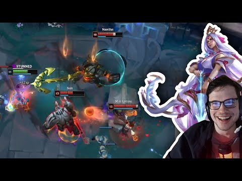 Botlane Battle: Crownie’s Ashe Freezes Out Miss Fortune!1 2