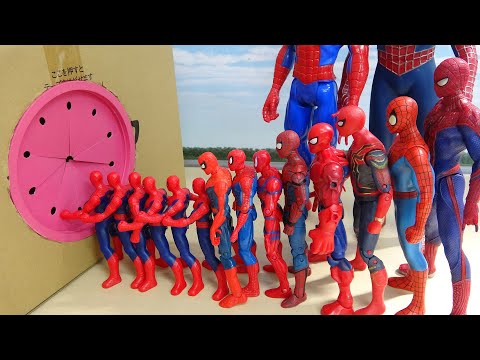 Various Spiderman go into Box in a row スパイダースすぽすぽ動画