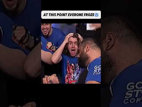 The whole crowd became 😶 #armwrestling #devonlarratt #levansaginashvili
