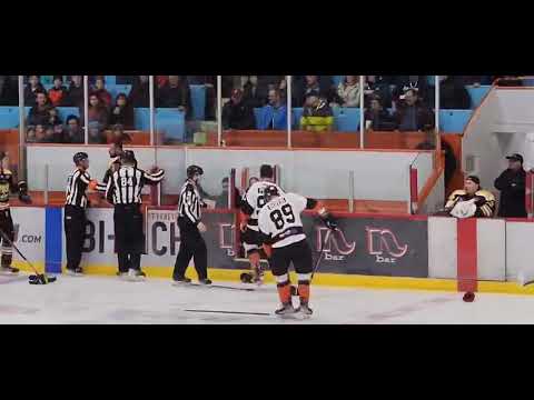 Hubert  Poulin contre Dave Hamel